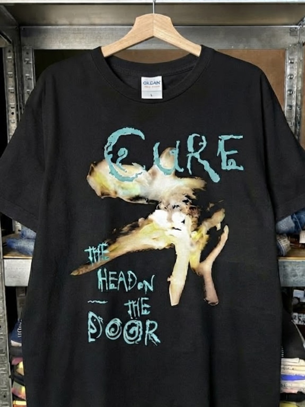 Gildan The Cure 'Head on the Door' Black Graphic Art Tee